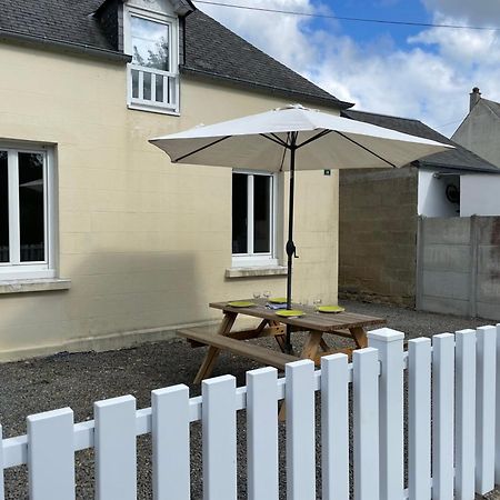Maison Gite 2/4 P Baie Du Mont Pontorson Exterior foto